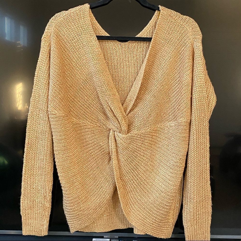 NWT Immodel Twisted Open Back Sweater-Butter, Size S